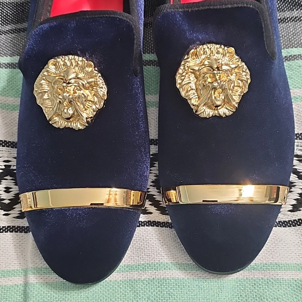 Jitai Ornate Dark Blue & Black Velvet Gold Lion Head Loafers Size 9.5 NEW In Box